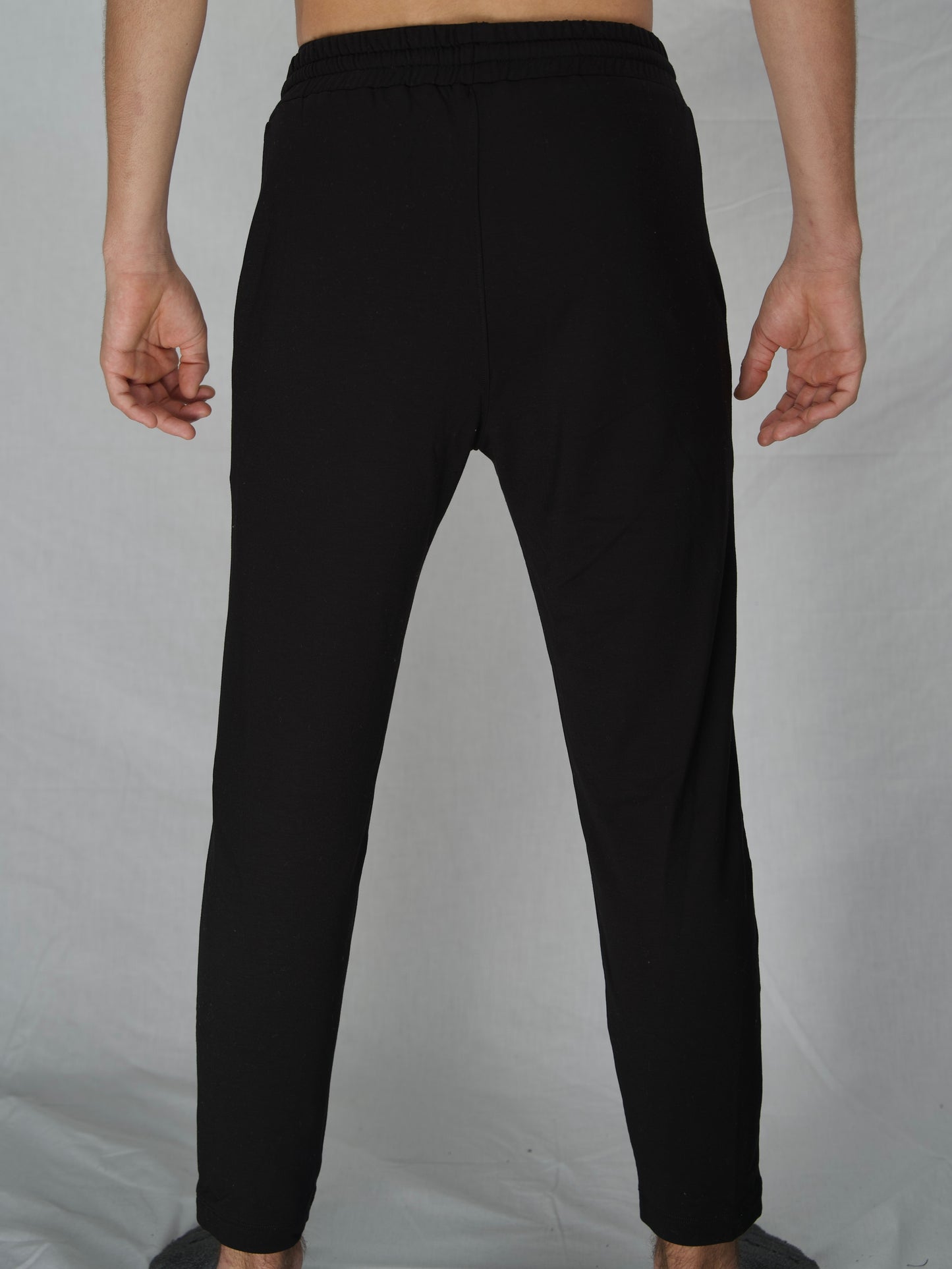 Evade Fit Cropped Joggers for Men